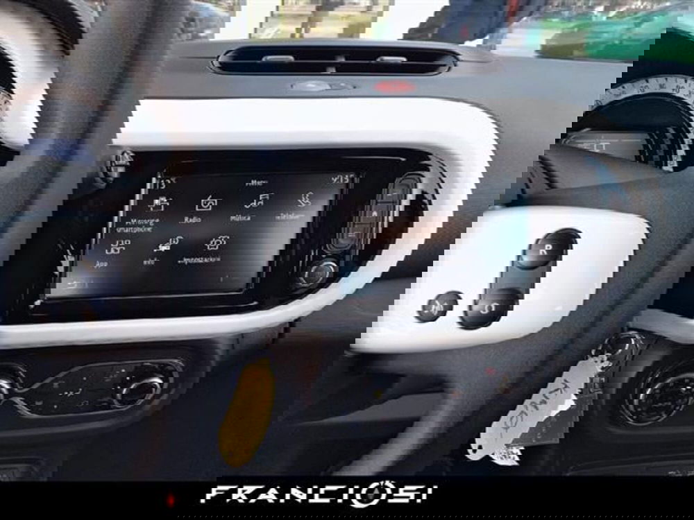 Renault Twingo nuova a Modena (7)