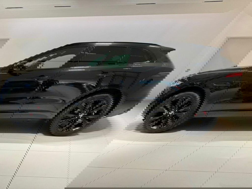 Jaguar F-Pace usata a Varese (3)