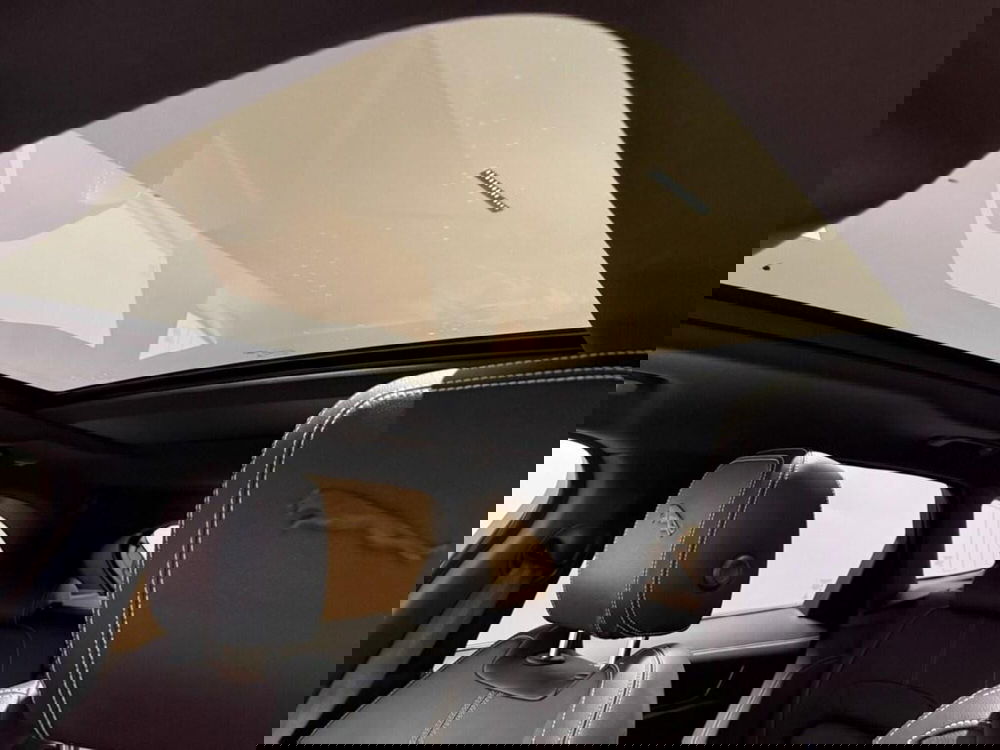 Jaguar F-Pace usata a Varese (9)