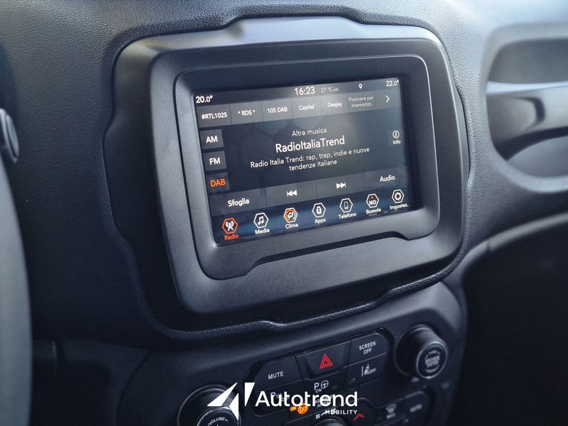 Jeep Renegade usata a Bari (10)