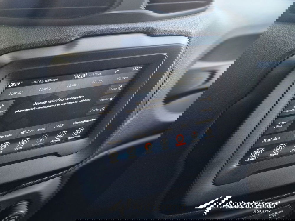 Jeep Renegade usata a Bari (9)