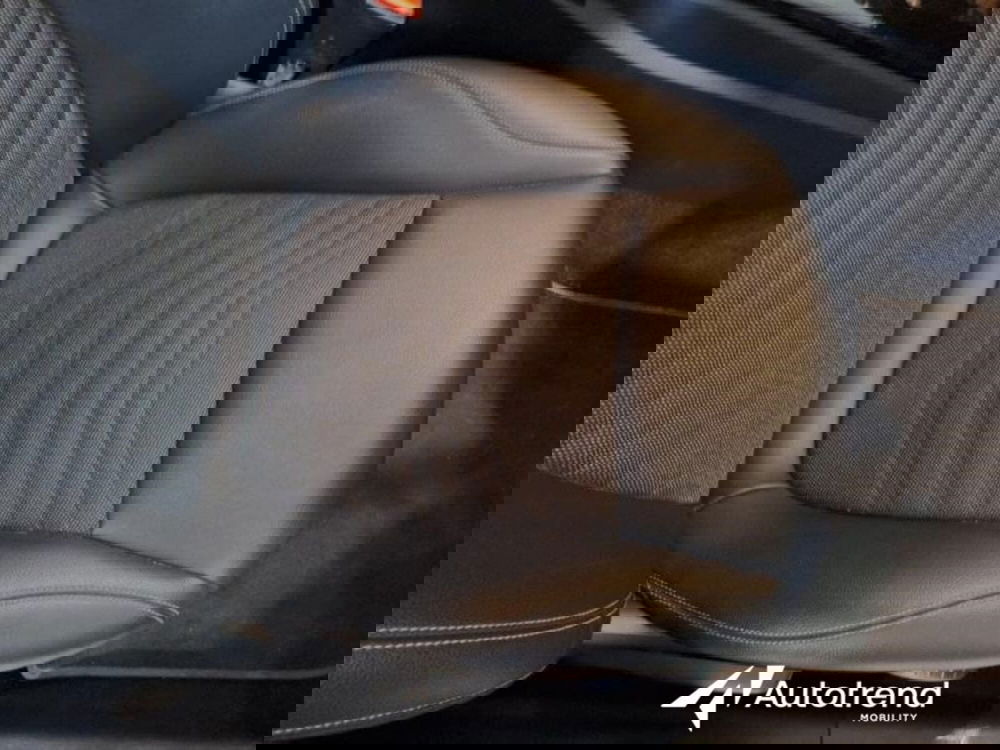 Mercedes-Benz Classe A Sedan usata a Bari (10)