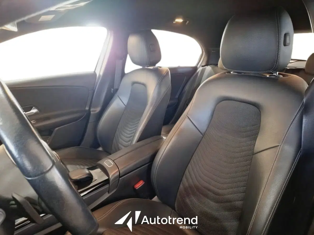 Mercedes-Benz Classe A Sedan usata a Bari (7)