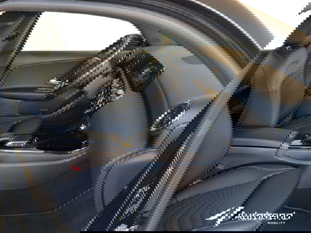 Mercedes-Benz Classe A usata a Bari (8)