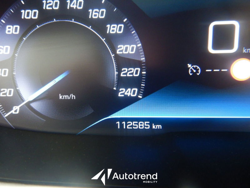 Peugeot 3008 usata a Bari (4)