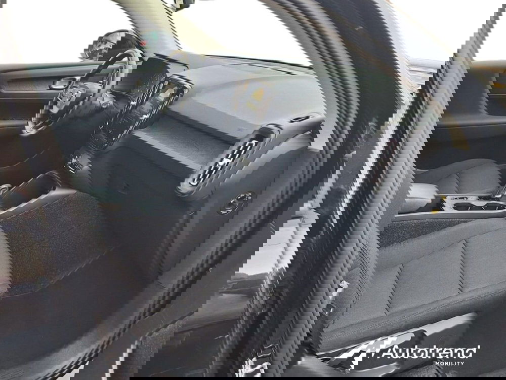 Volvo XC40 usata a Bari (7)