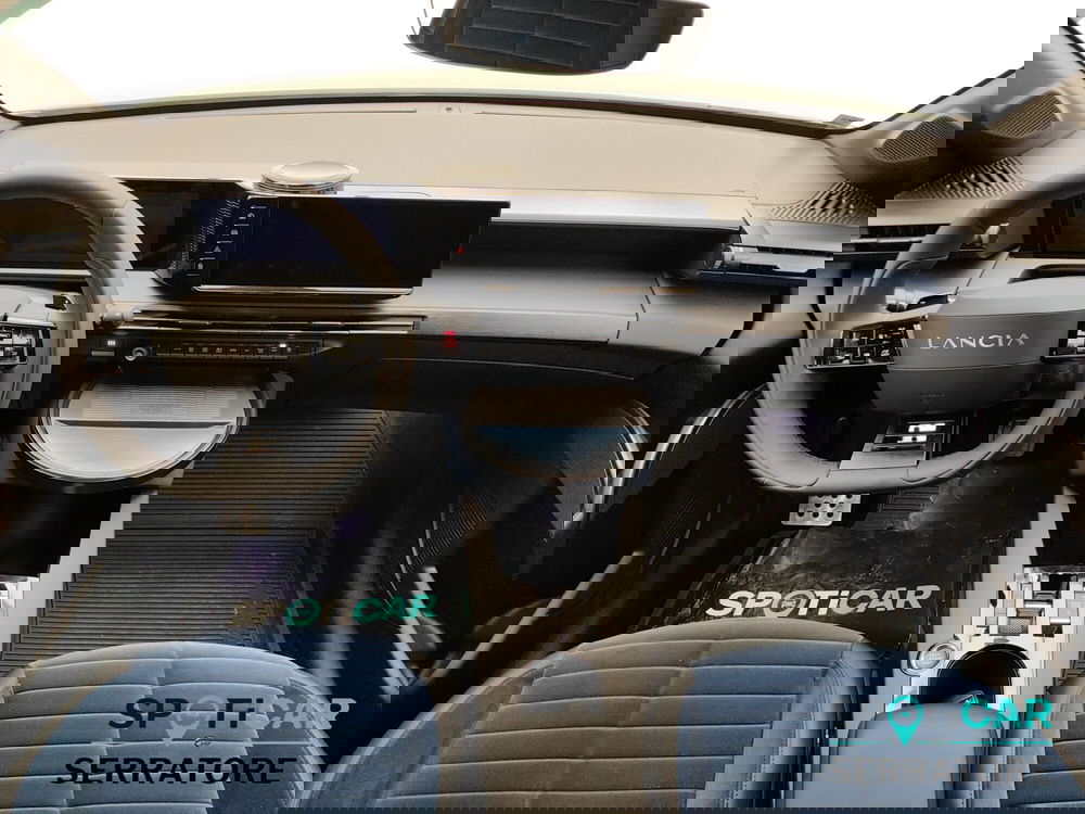 Lancia Ypsilon usata a Como (7)