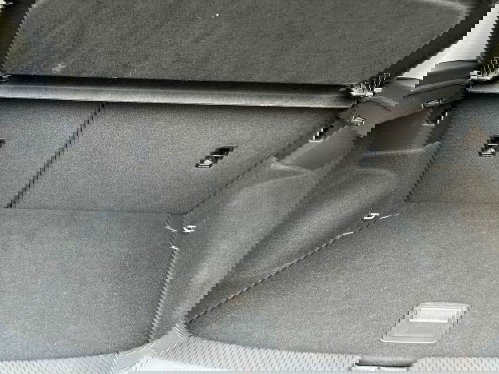 Volkswagen T-Cross usata a Sondrio (12)