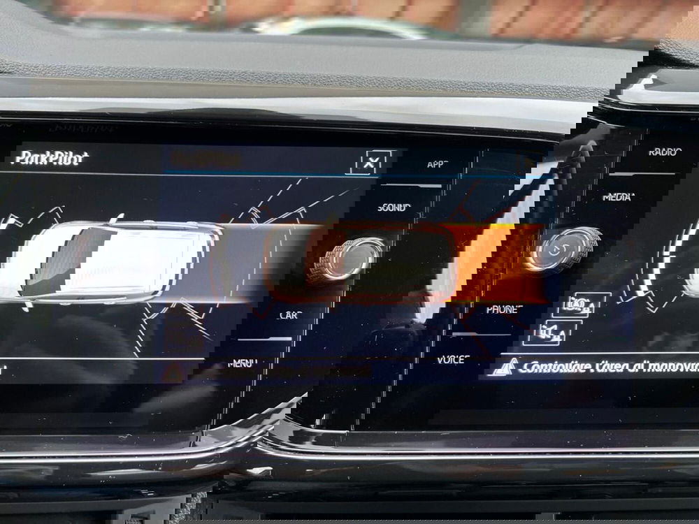 Volkswagen T-Cross usata a Sondrio (16)