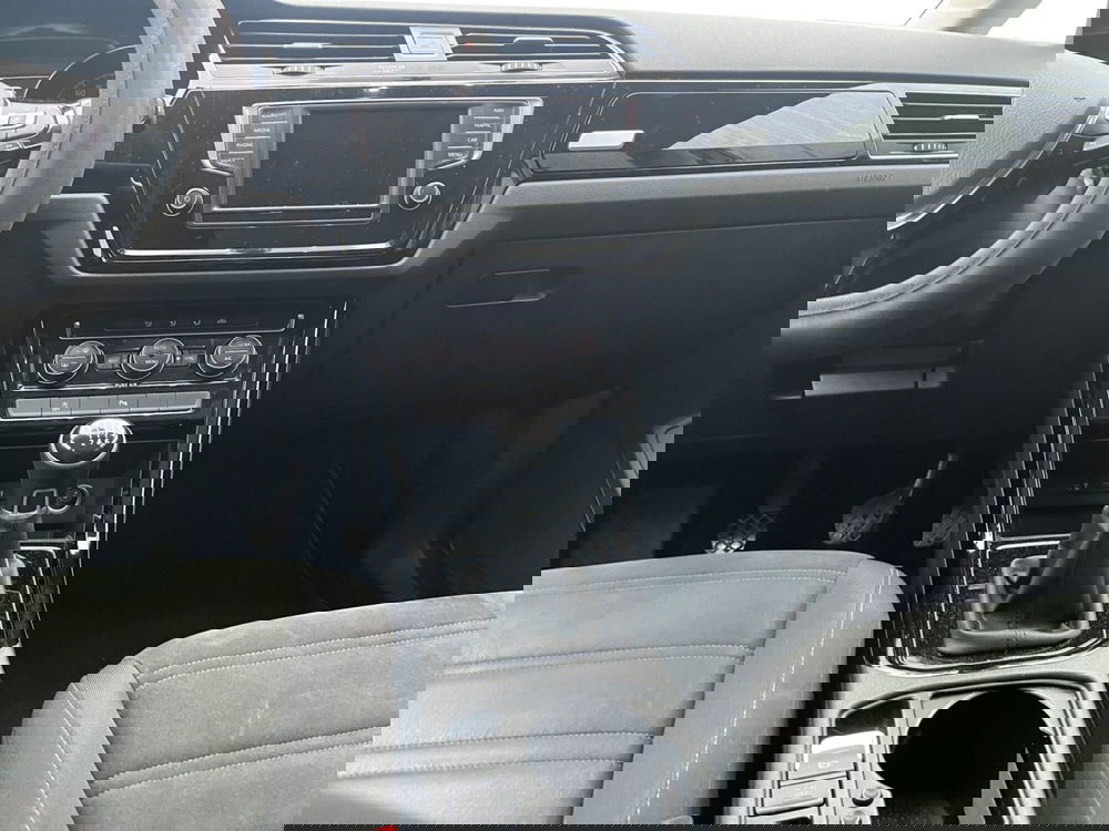 Volkswagen Touran usata a Modena (11)