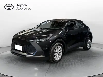Toyota Toyota C-HR 1.8 hev Active fwd e-cvt del 2024 usata a Brescia
