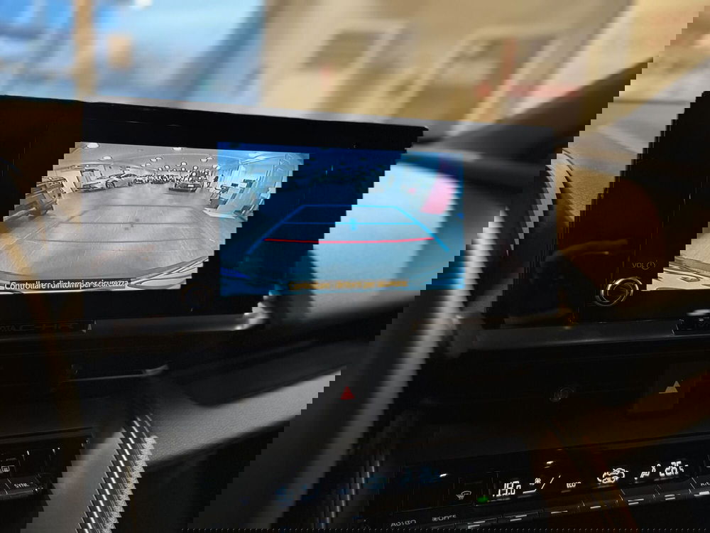 Toyota Toyota C-HR usata a Brescia (13)