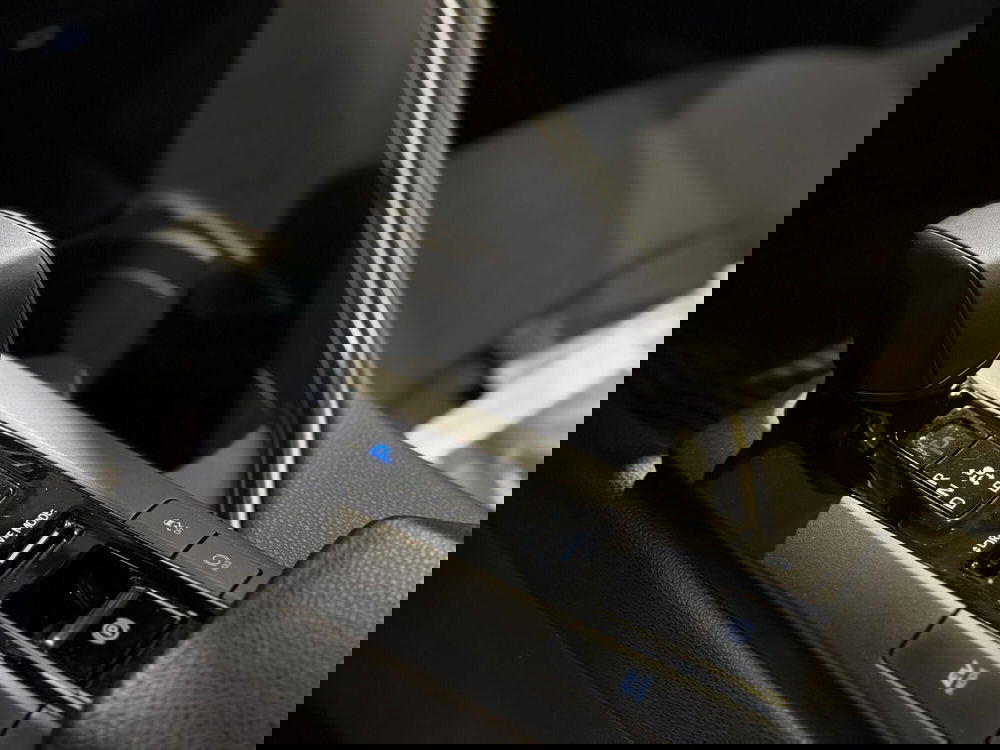 Toyota Toyota C-HR usata a Brescia (14)