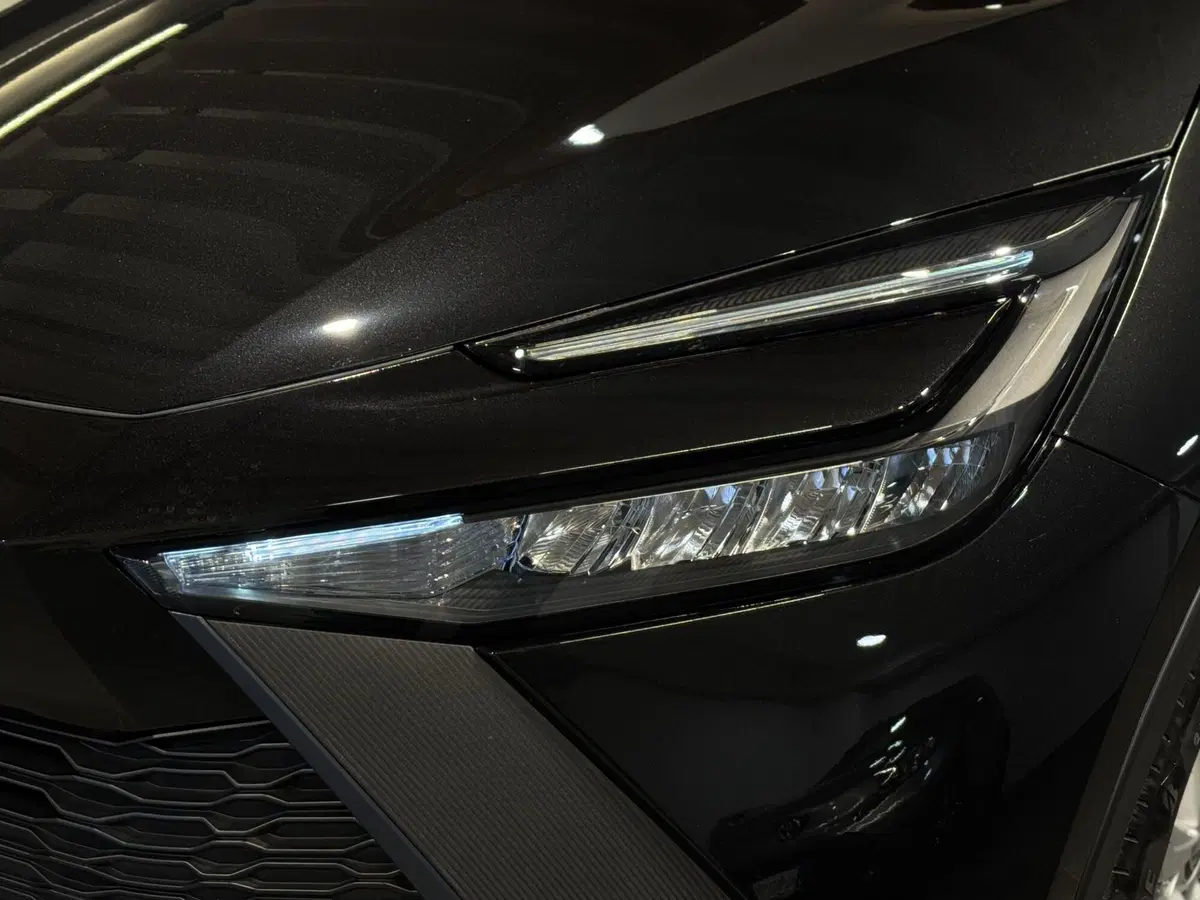 Toyota Toyota C-HR usata a Brescia (6)