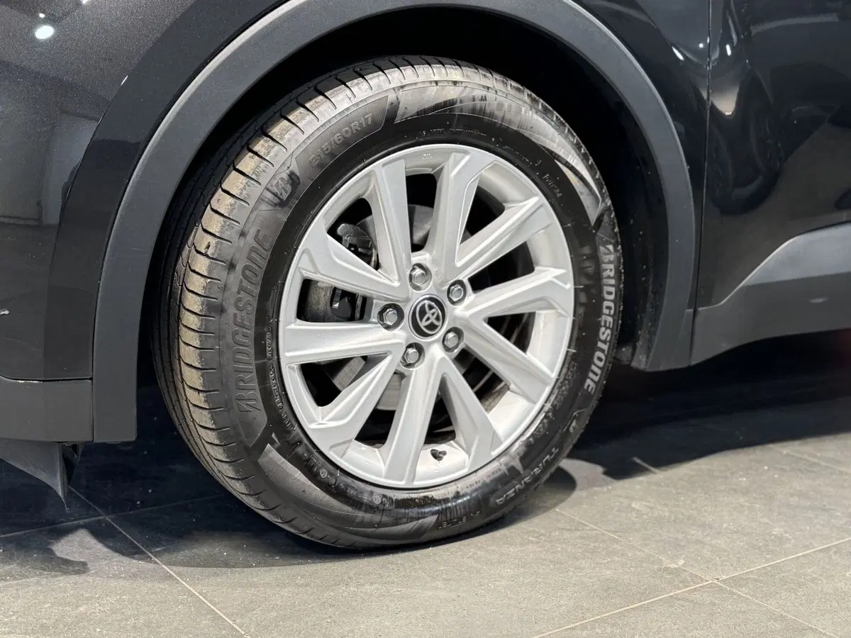 Toyota Toyota C-HR usata a Brescia (8)