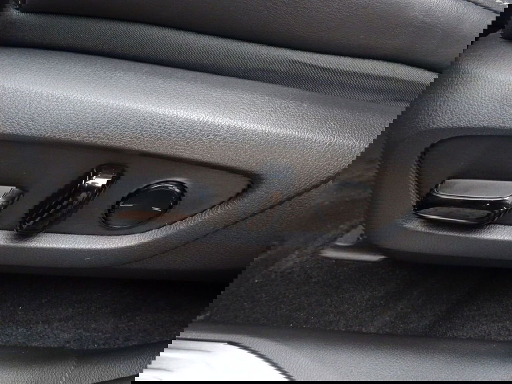 Lexus NX usata a Treviso (13)