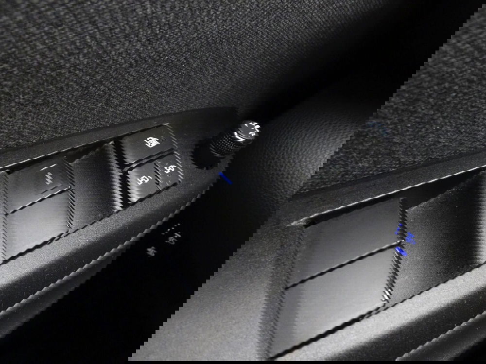 Toyota Yaris Cross usata a Treviso (16)