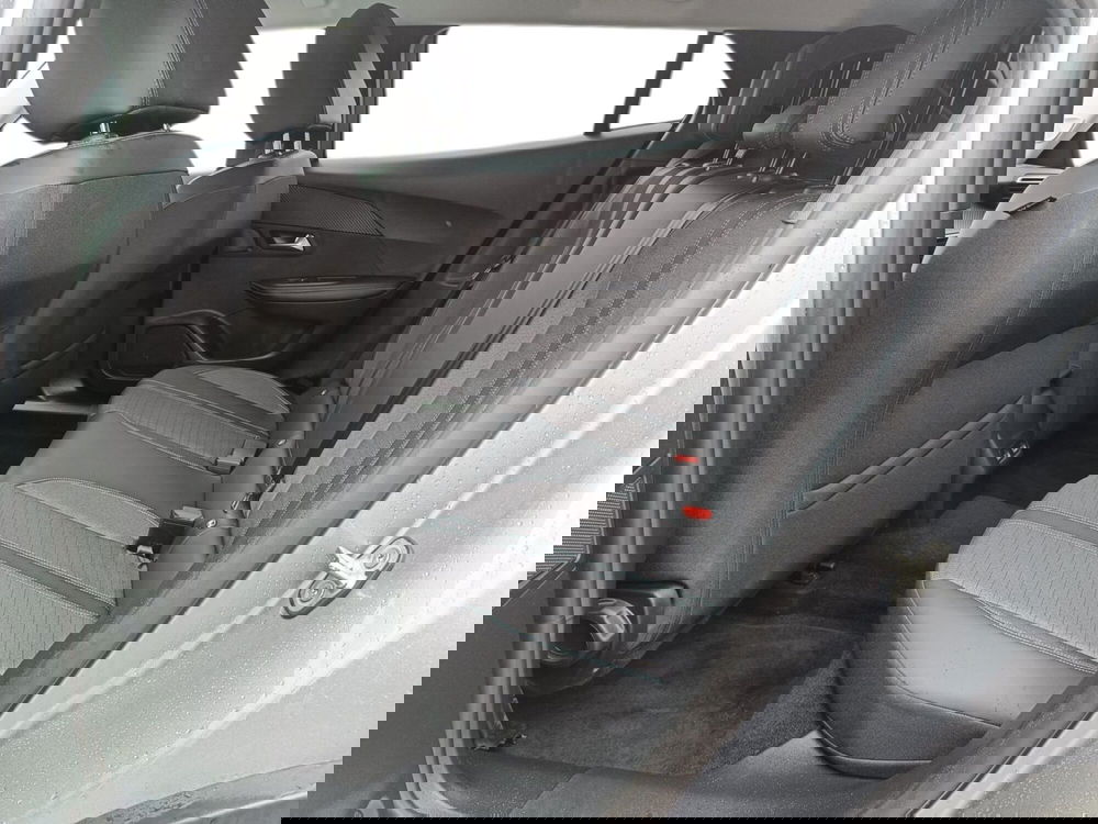 Peugeot 2008 usata a Prato (11)