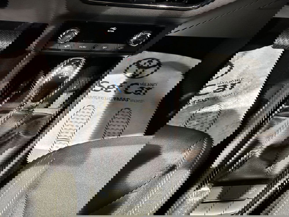 Skoda Kamiq usata a Milano (15)