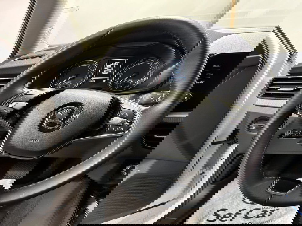 Skoda Kamiq usata a Milano (8)