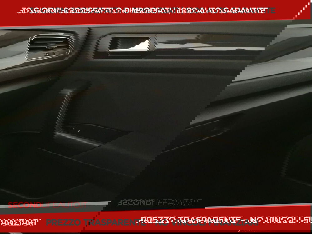 Volkswagen T-Roc usata a Chieti (18)