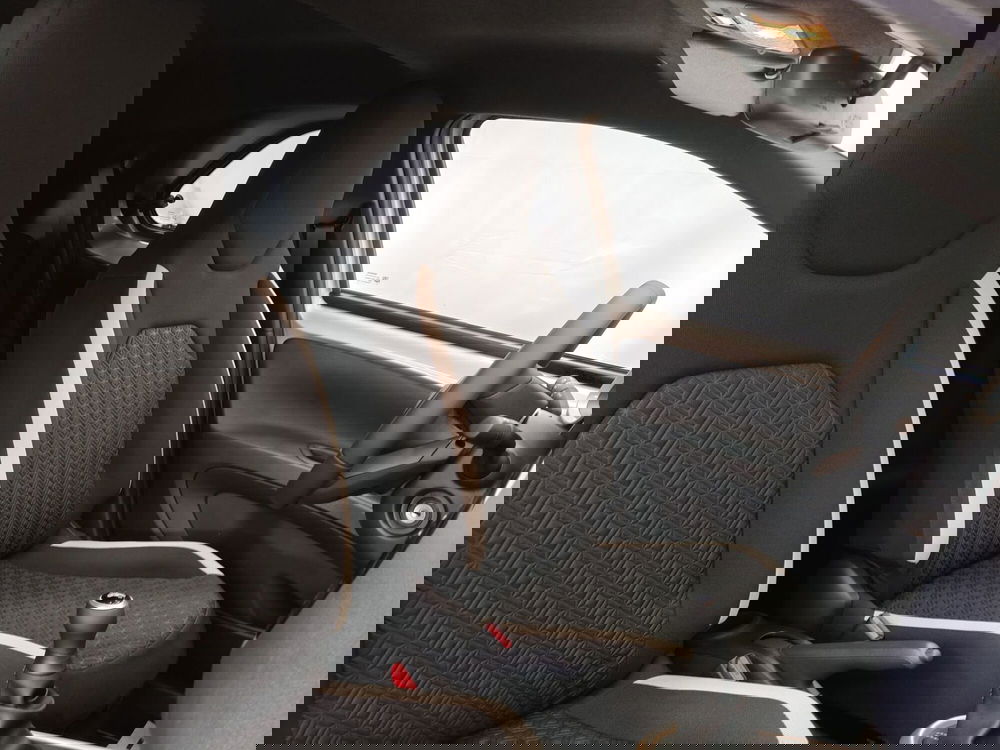 Toyota Aygo X nuova a Roma (6)