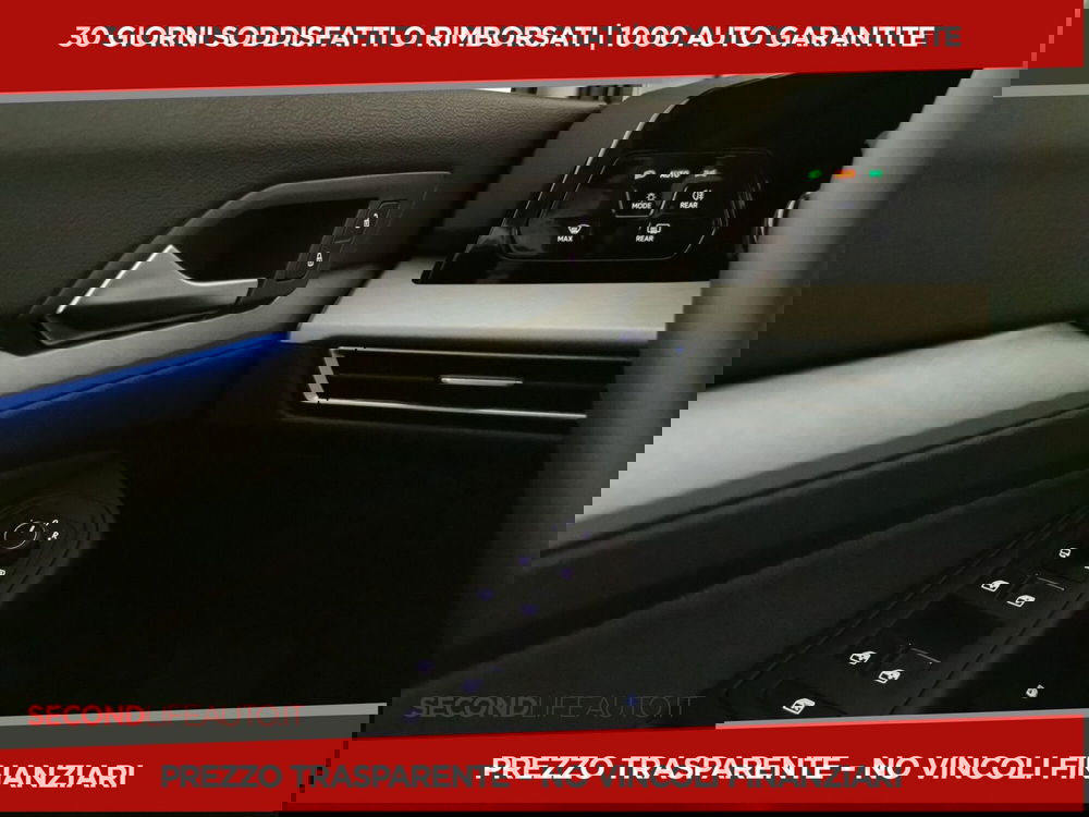 Volkswagen Golf nuova a Chieti (18)