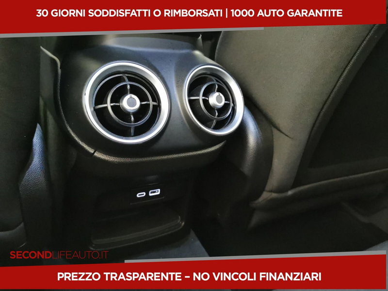 Alfa Romeo Stelvio usata a Chieti (19)