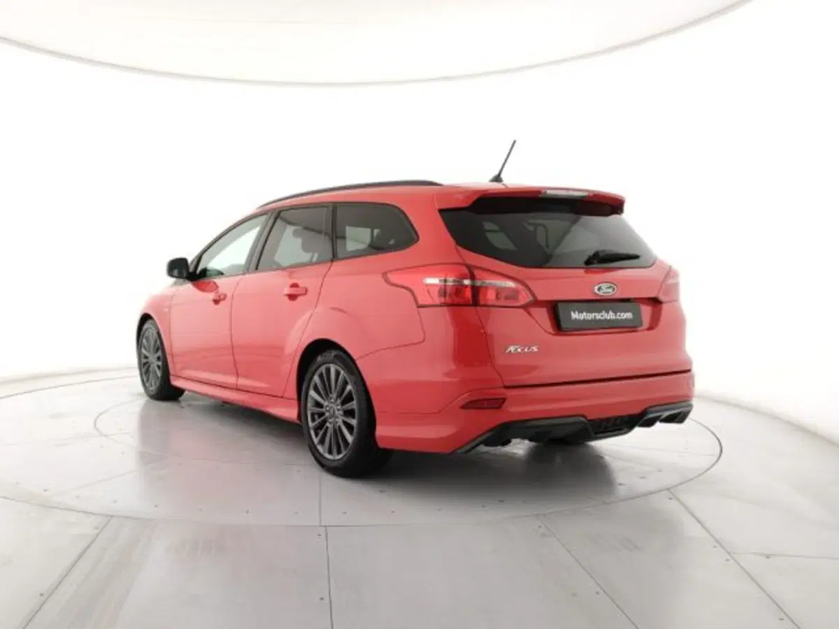 Ford Focus Station Wagon usata a Modena (3)