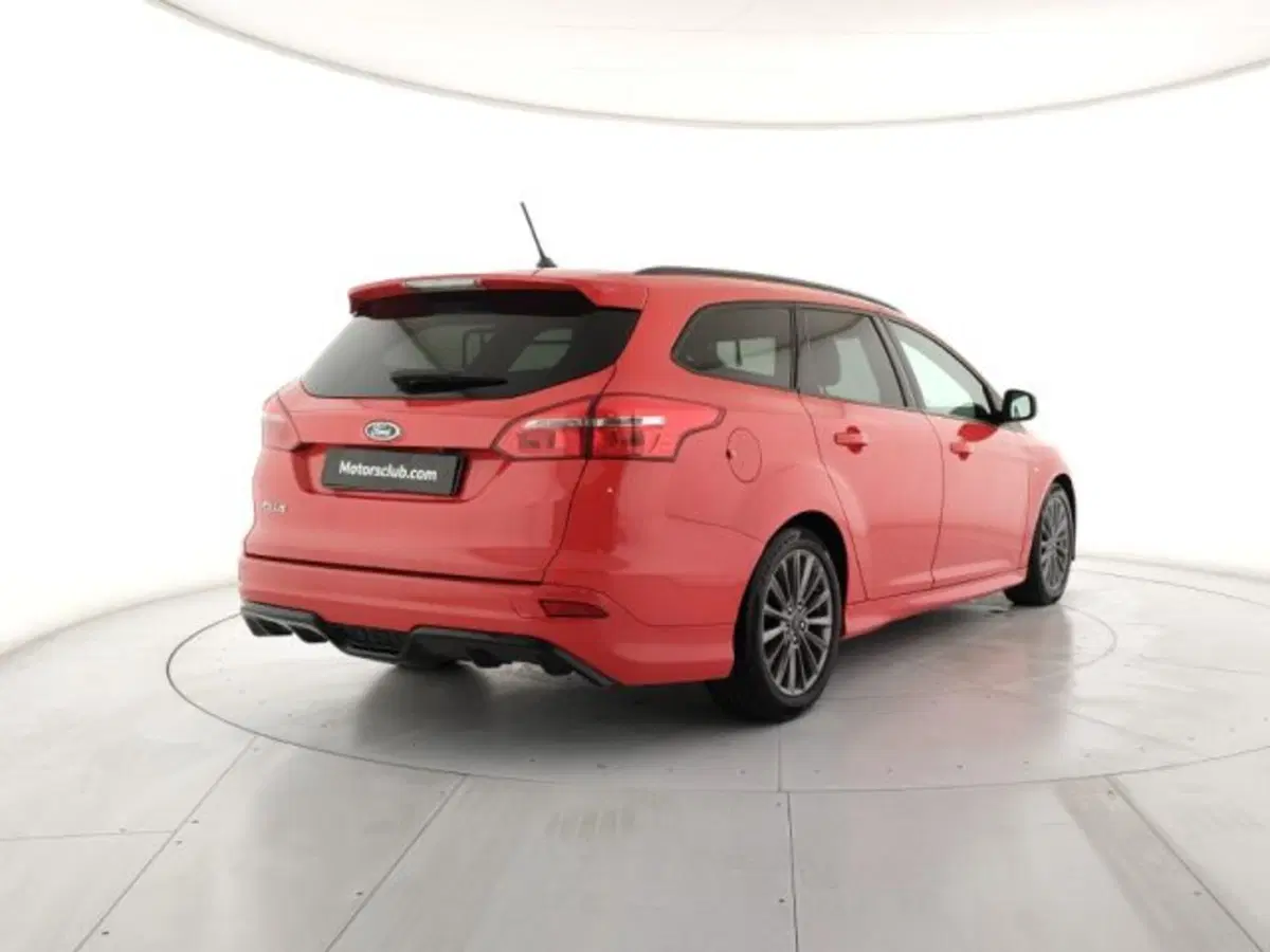 Ford Focus Station Wagon usata a Modena (5)