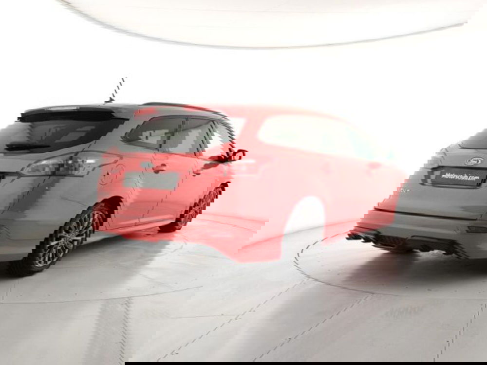 Ford Focus Station Wagon usata a Modena (5)
