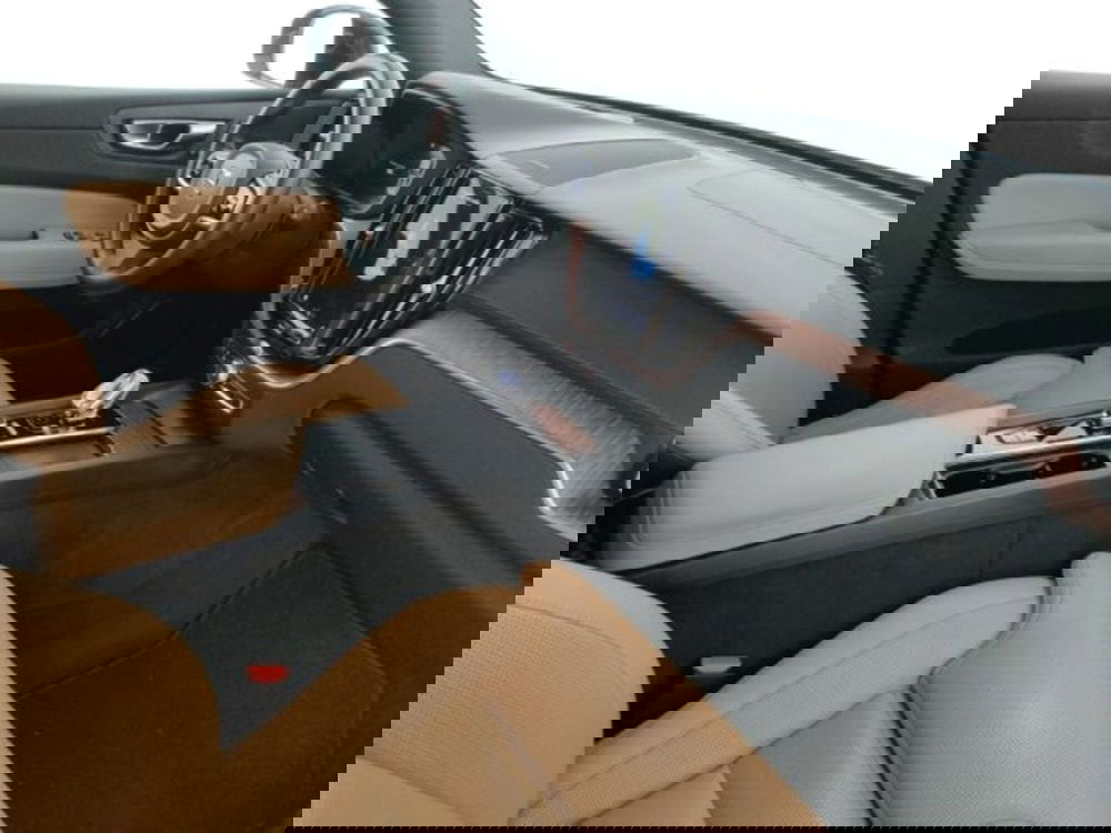 Volvo XC60 usata a Modena (11)