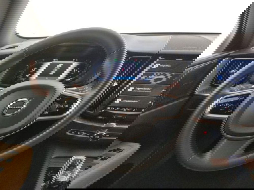 Volvo XC60 usata a Modena (13)