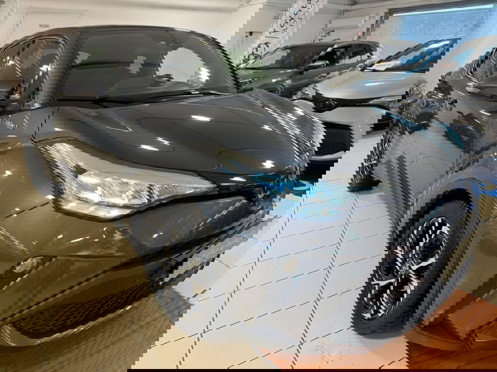 Toyota Toyota C-HR usata a Modena (4)