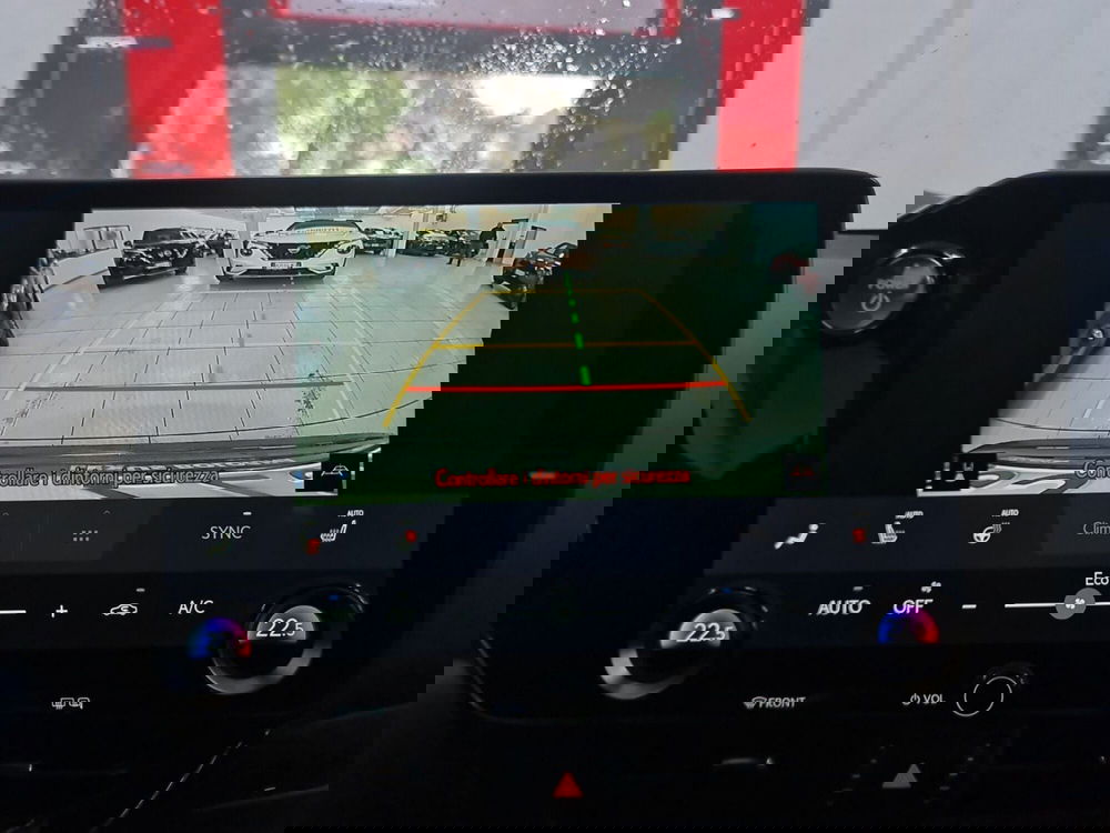 Lexus NX usata a Bologna (13)