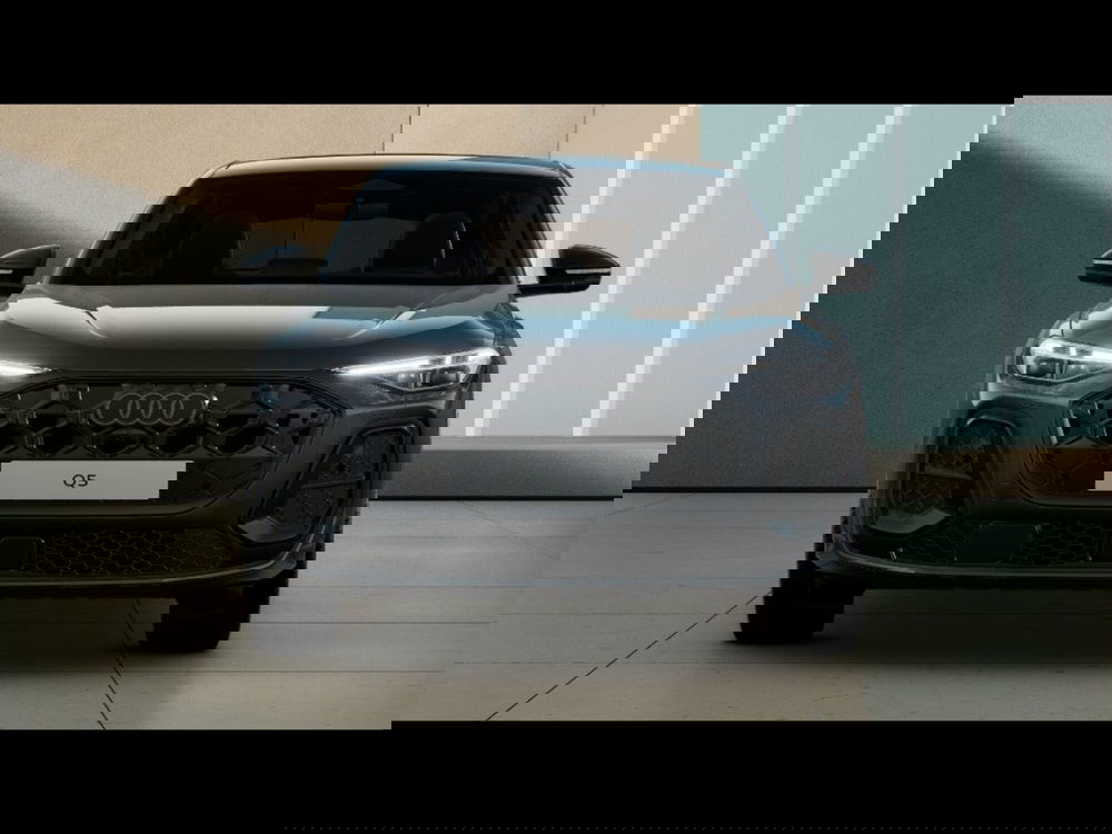 Audi Q5 Sportback nuova a Livorno (4)