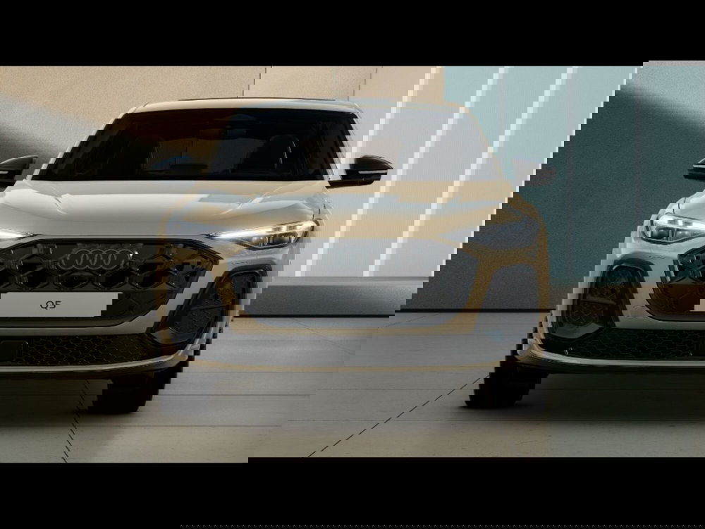 Audi Q5 Sportback nuova a Pisa (4)