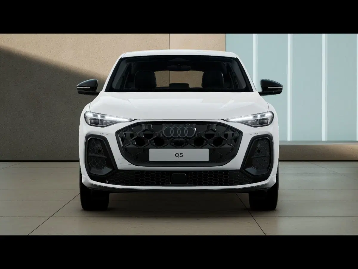 Audi Q5 Sportback nuova a Firenze (4)