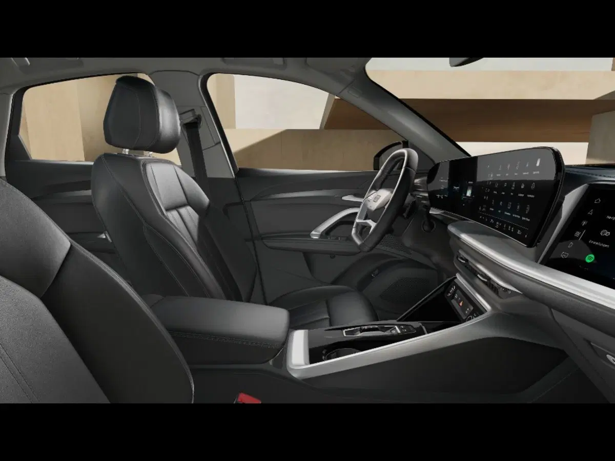Audi Q5 Sportback nuova a Firenze (9)
