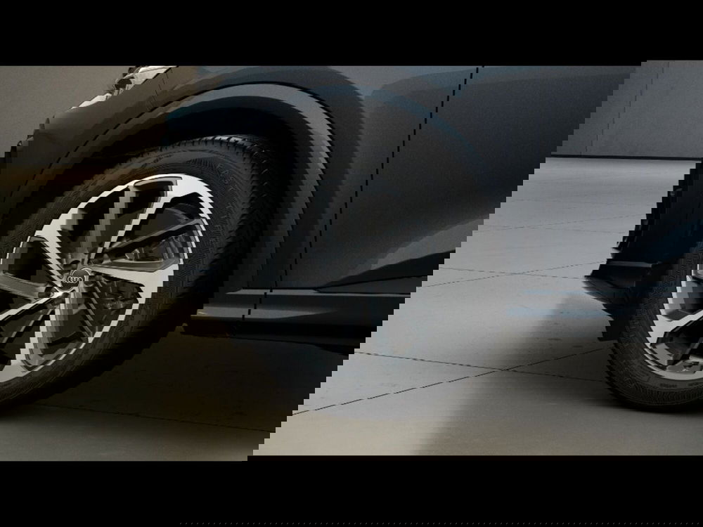 Audi Q5 Sportback nuova a Firenze (6)