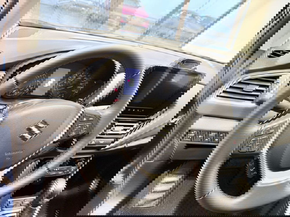 Suzuki S-Cross nuova a Latina (13)