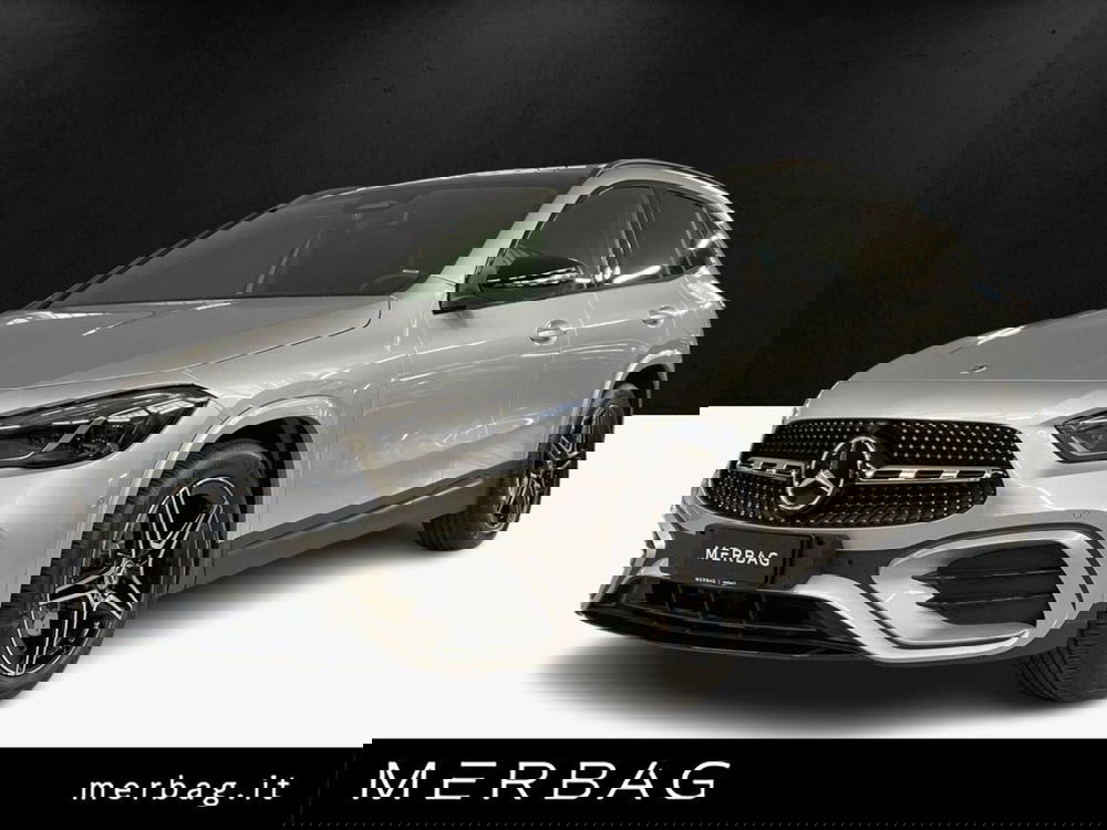 Mercedes-Benz GLA SUV nuova a Milano