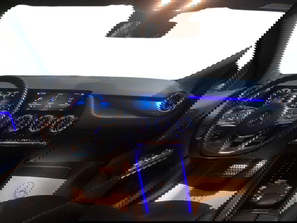 Mercedes-Benz GLA SUV usata a Napoli (11)