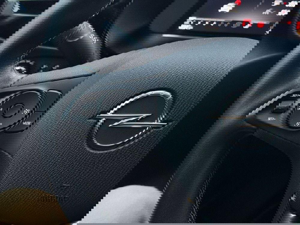 Opel Corsa usata a Pavia (12)