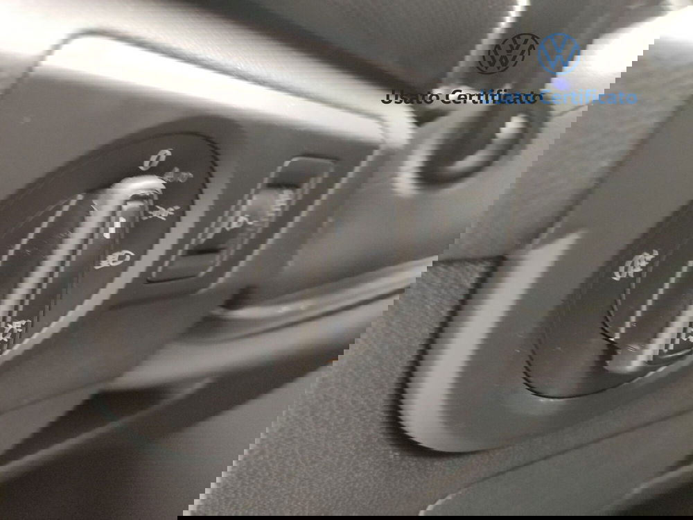 Volkswagen T-Cross usata a Avellino (14)