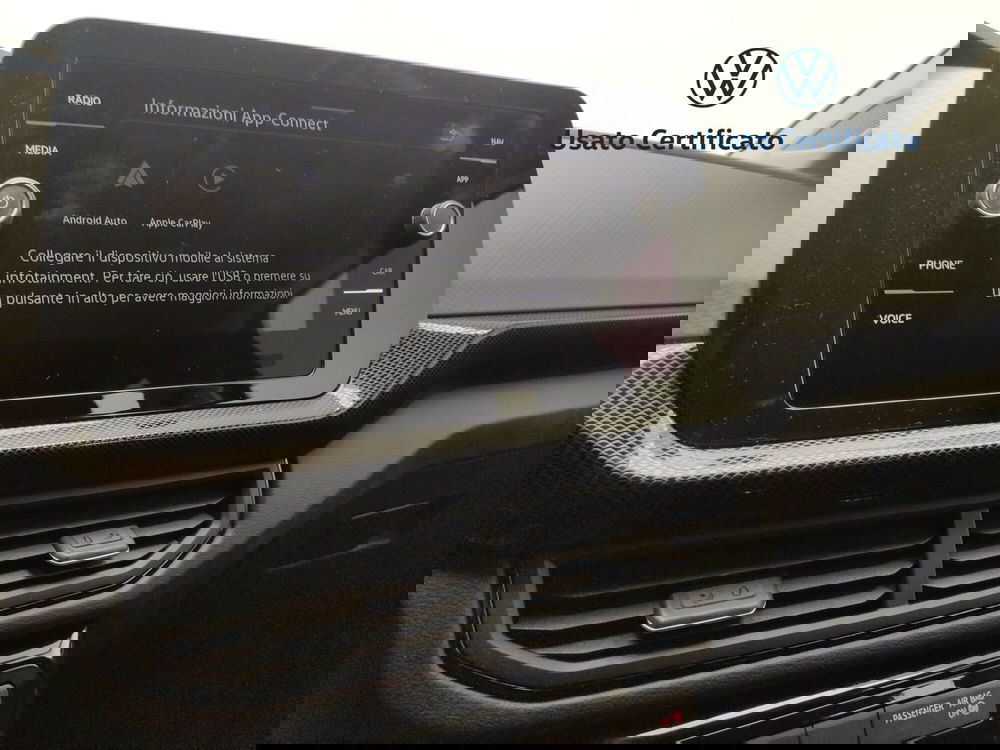 Volkswagen T-Cross usata a Avellino (19)