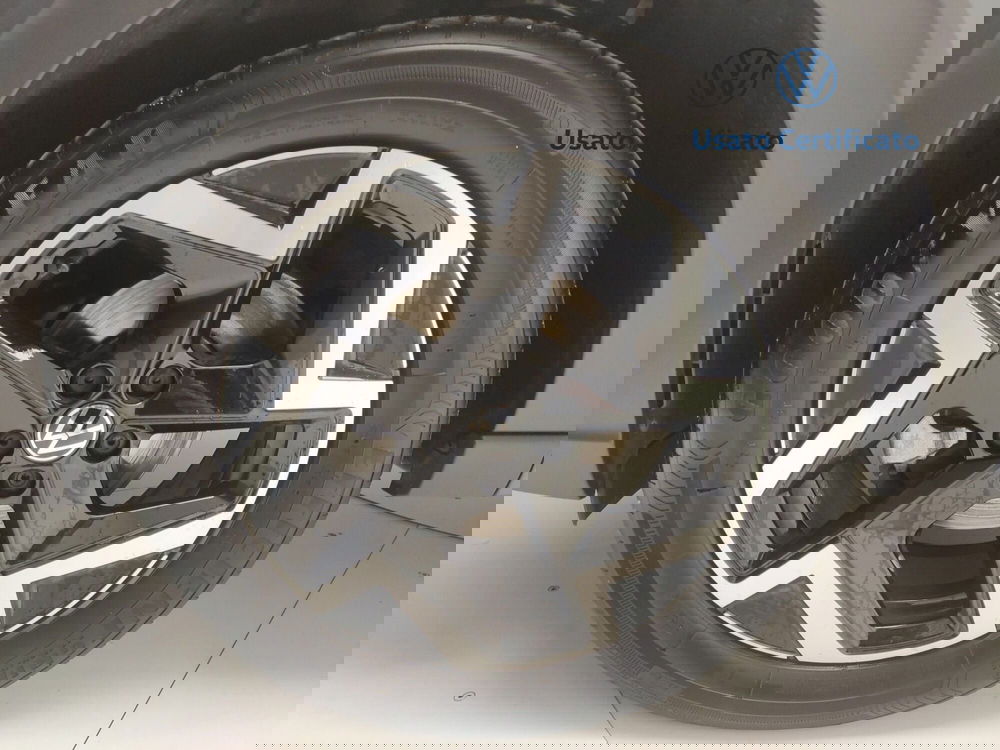 Volkswagen Taigo usata a Avellino (11)