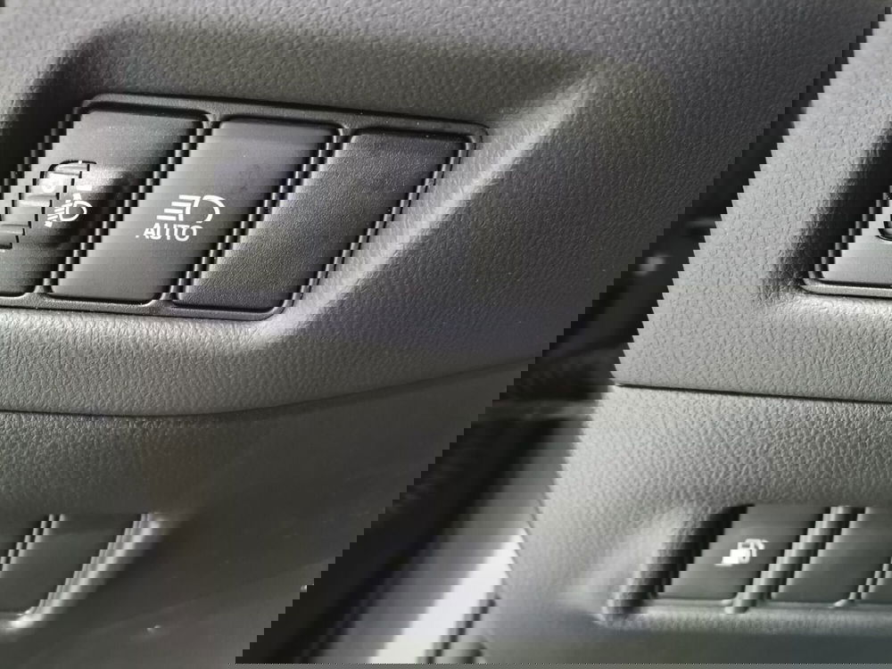 Toyota Toyota C-HR usata a Salerno (18)