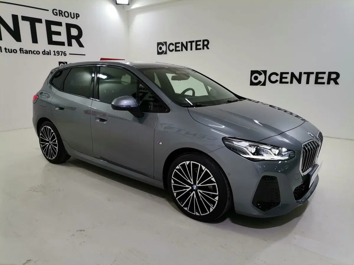 BMW Serie 2 Active Tourer usata a Salerno (3)