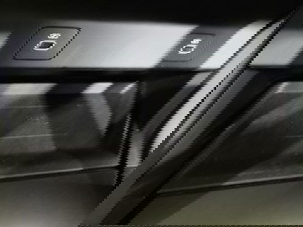 Land Rover Discovery Sport usata a Salerno (15)